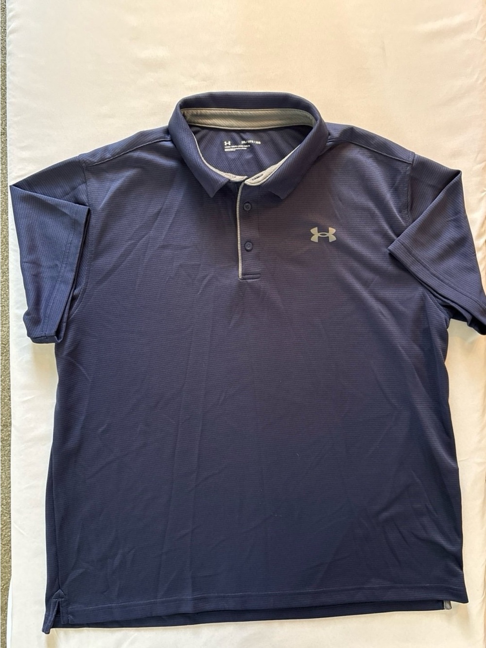 Under Armour Men’s Navy Polo with Gray Logo Accent